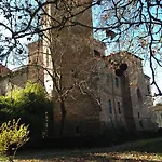 Bed & Breakfast Castello Sannazzaro 5*